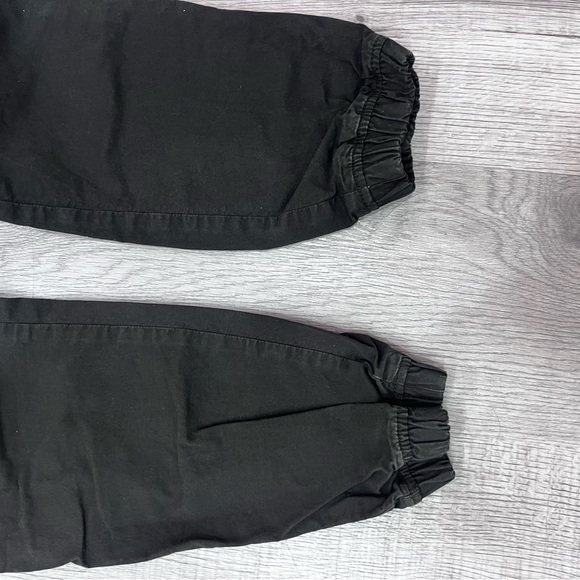 American Eagle Cuffed Cargos - Picture 5 of 6